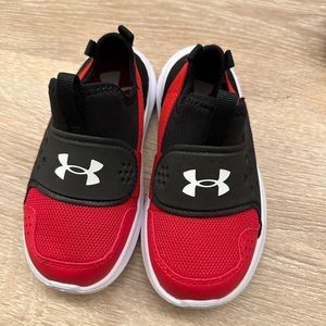 Under Armour red/black pull on toddler sneaker